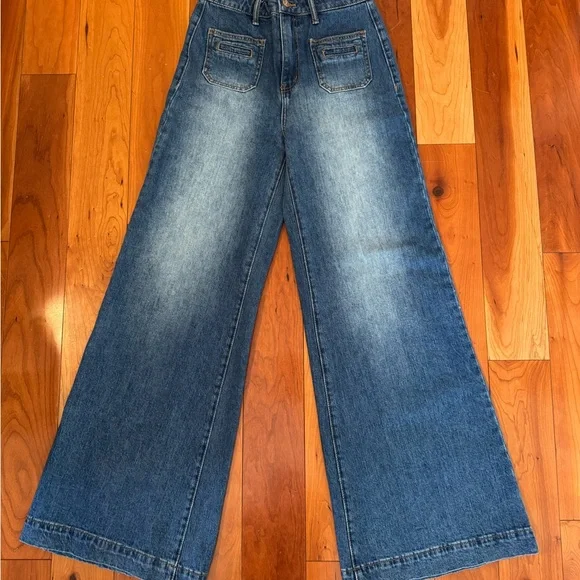 Insane Gene Flare Wide Leg Jeans with Faded Wash - Picture 5 of 11